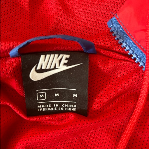 Nike Red, White, and Blue Windbreaker: Men’s Medium. - Picture 4 of 4